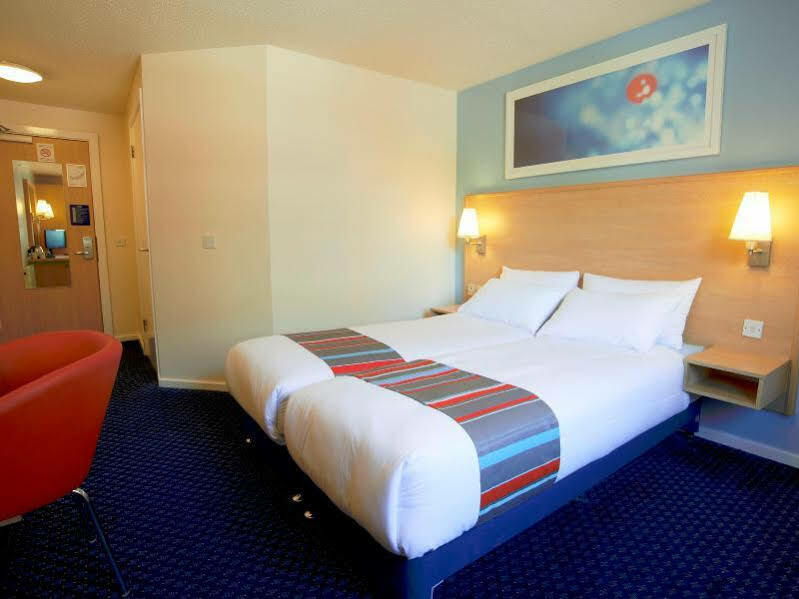 Travelodge Liverpool Stonedale Park Eksteriør bilde
